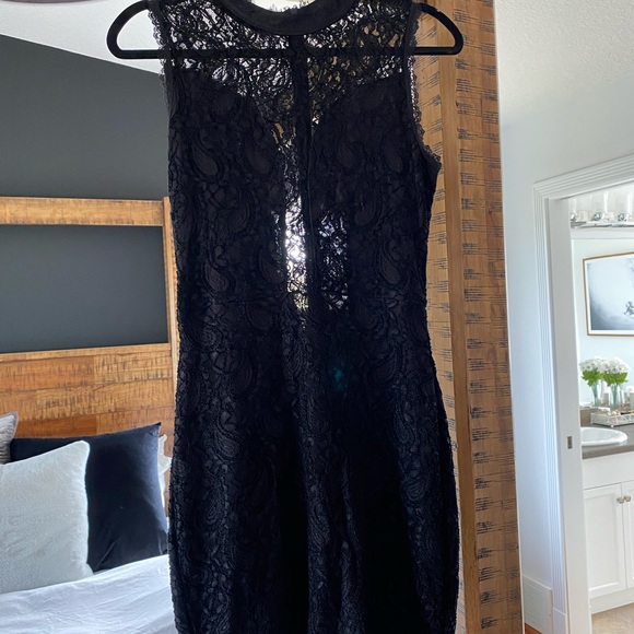 Sexy GUESS Fitted Black Lace Dress - Picture 9 of 12